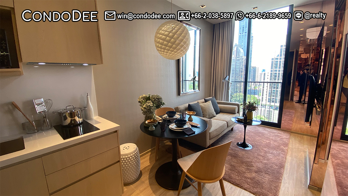Small Luxury Condo Prompong